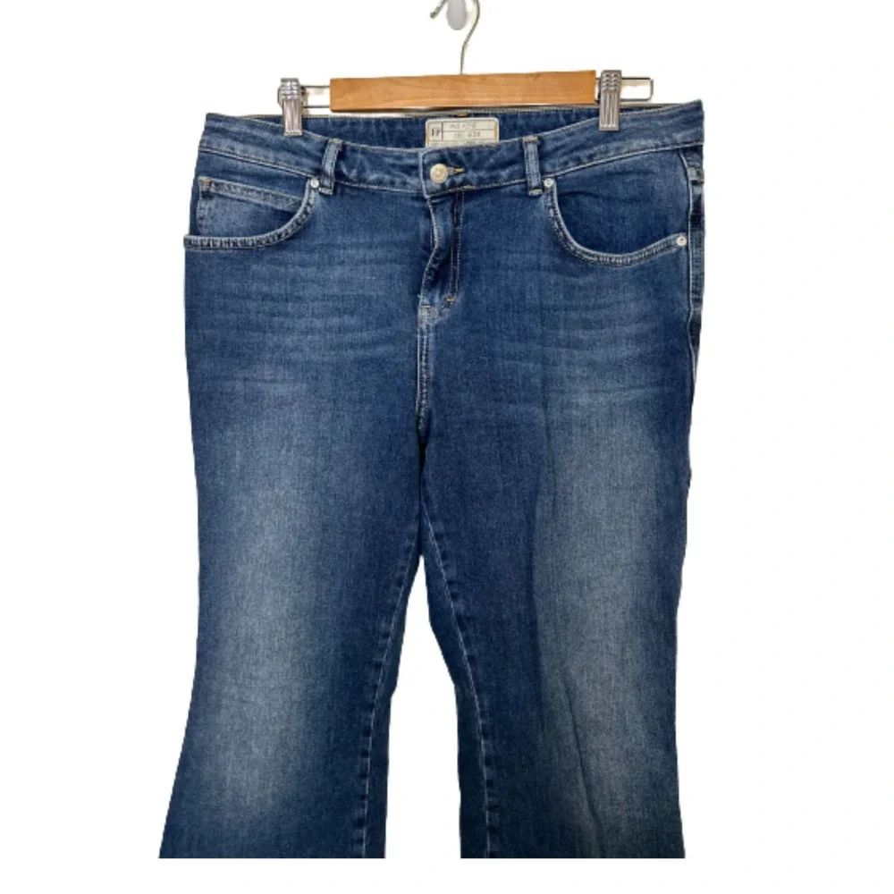 Free Peope Xx Raw Hem Jeans | Size 31 - Picture 2 of 13